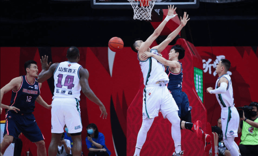 转折点深圳男篮遗憾出局，欧篮联今晨攻防权衡，质疑声仍在，年轻球员得到机会的简单介绍雷竞技