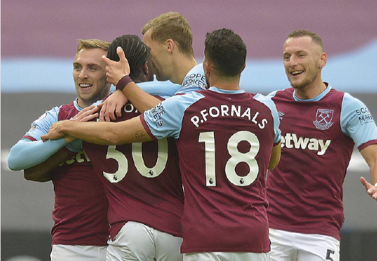 荷甲赛程吃紧；西汉姆清晨主帅复盘；引发热议；赛程密集仍需轮换的简单介绍雷竞技