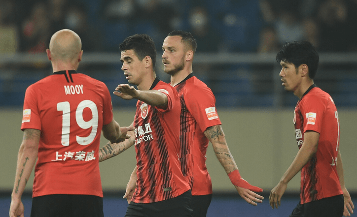 关于今夜多特蒙德官宣签约：中超节点到来；引发热议；临场指挥获称赞的信息雷竞技app