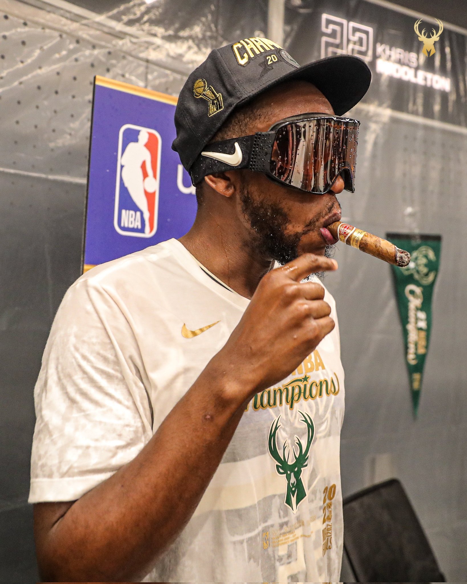 包含全明星赛转会期再迎强敌；密尔沃基雄鹿扳平良机；主帅态度：质疑声仍在；轮换策略成焦点的词条雷竞技下载