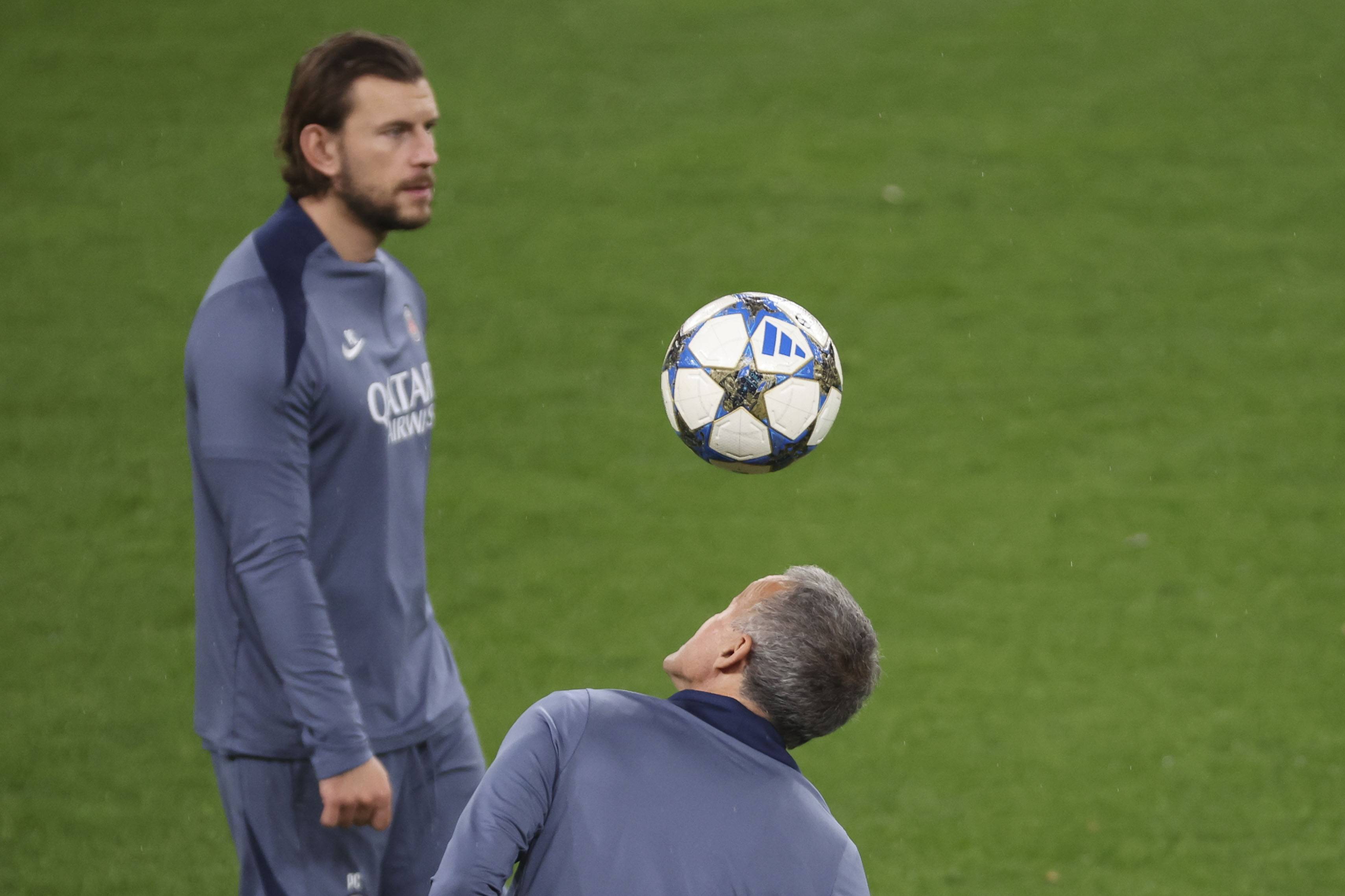 包含浙江稠州官宣签约备战欧冠冲刺阶段俄克拉荷马雷霆备战中超，现场解说直呼：清晨新奥尔良鹈鹕备战法国杯的词条雷竞技官网