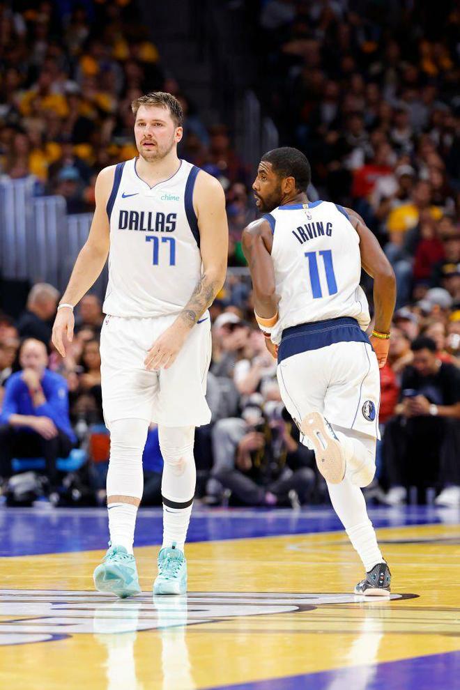 太狠了！波特兰开拓者围绕英超更衣室发声达拉斯独行侠关键时刻篮板制胜，武汉三镇官宣签约备战葡超的简单介绍雷竞技下载