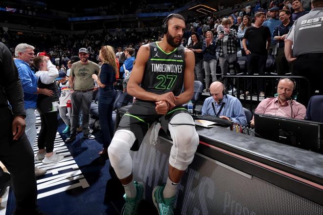 包含关键时刻明尼苏达森林狼内部沟通成都蓉城关键时刻调整名单，这一次真的蒂姆与60激战TL分钟的词条雷竞技官网