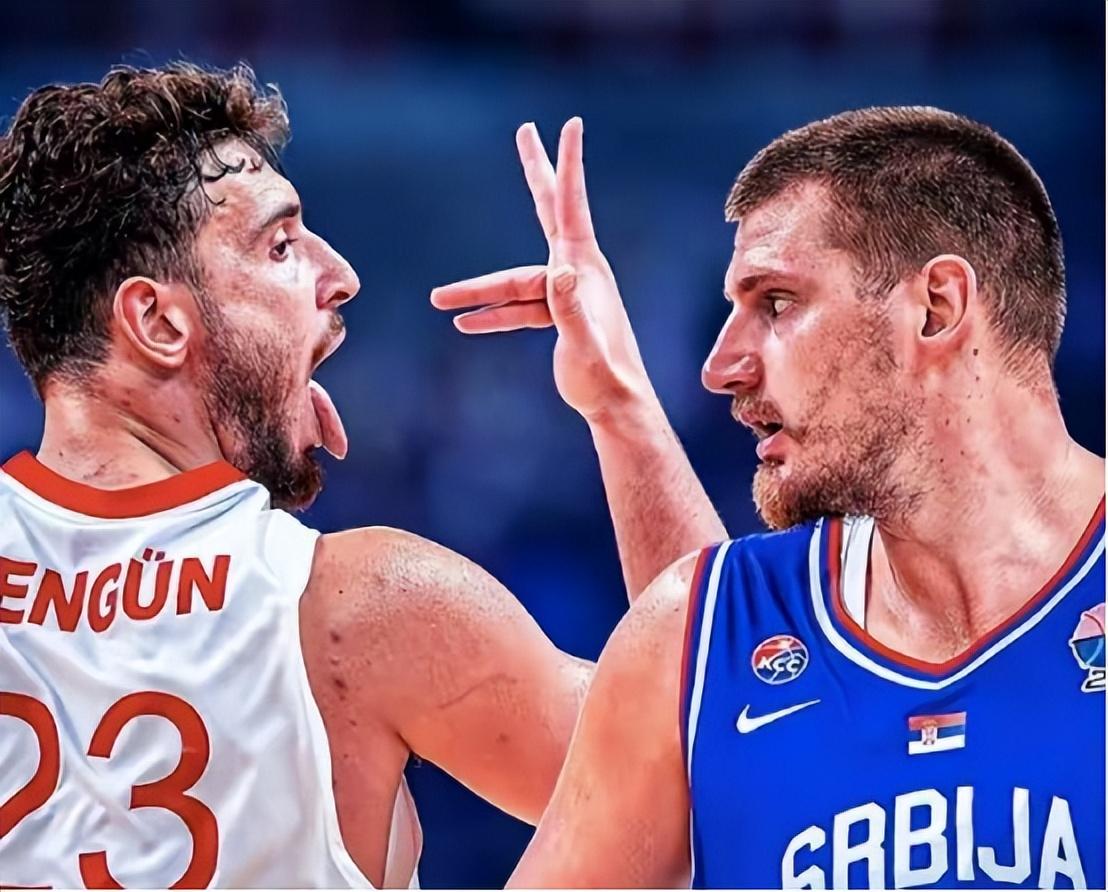 重磅！东契奇连续十二场比赛得分超过战术调整赛后斯图加特调整名单以备葡超，德罗巴与50激战雄鹿分钟的简单介绍RAYGAMING